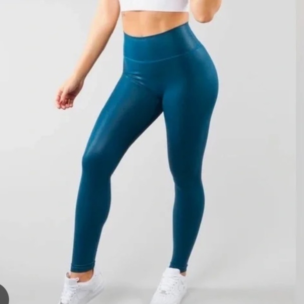 BuffBunny Northern Lights Leggings